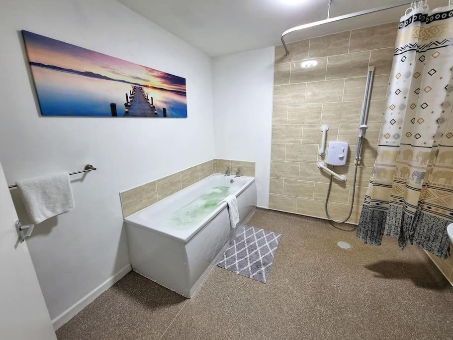 *C.Sani* Setup For Your Most Relaxed & Amazing Stay + Free Parking + Free Fast Wifi * Leeds  Exteriör bild