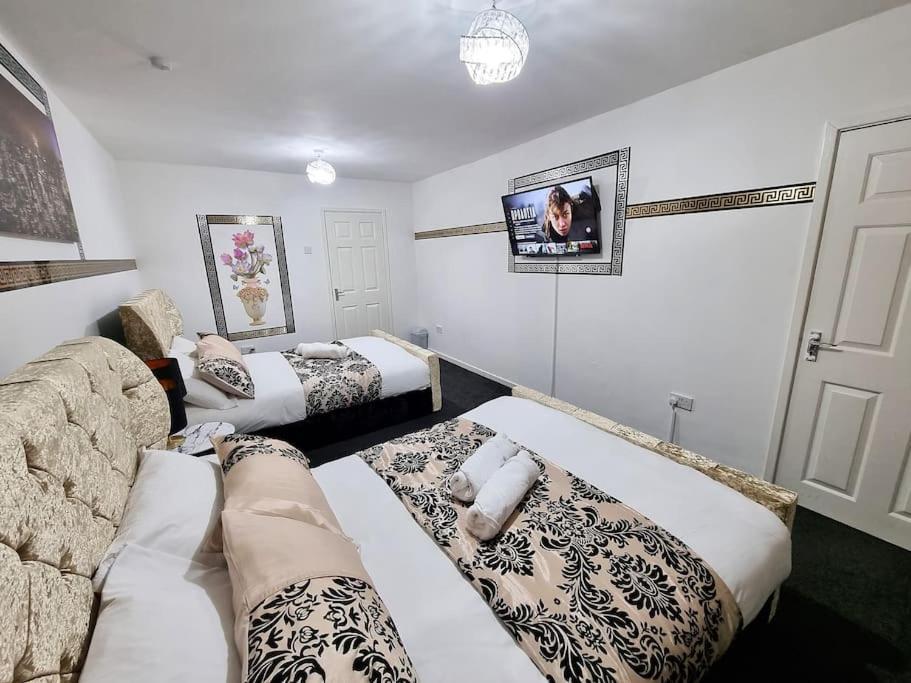*C.Sani* Setup For Your Most Relaxed & Amazing Stay + Free Parking + Free Fast Wifi * Leeds  Exteriör bild